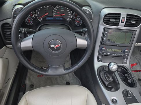 Used 2006 Chevrolet Corvette Convertible w/ Preferred Equipment Group RWD image 14