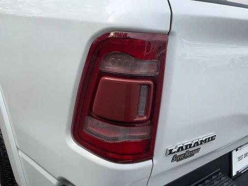 Used 2019 RAM 1500 Laramie AWD/4WD image 27