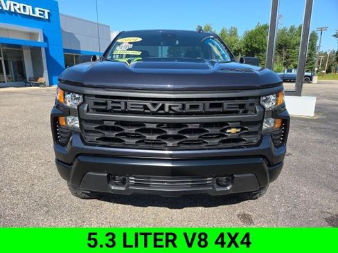 Used 2024 Chevrolet Silverado 1500 W/T w/ WT Value Package AWD/4WD image 3