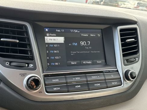 Used 2018 Hyundai Tucson SEL image 20