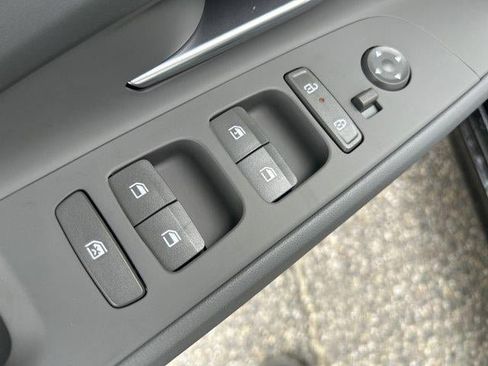 New 2026 Hyundai Elantra SE FWD image 46