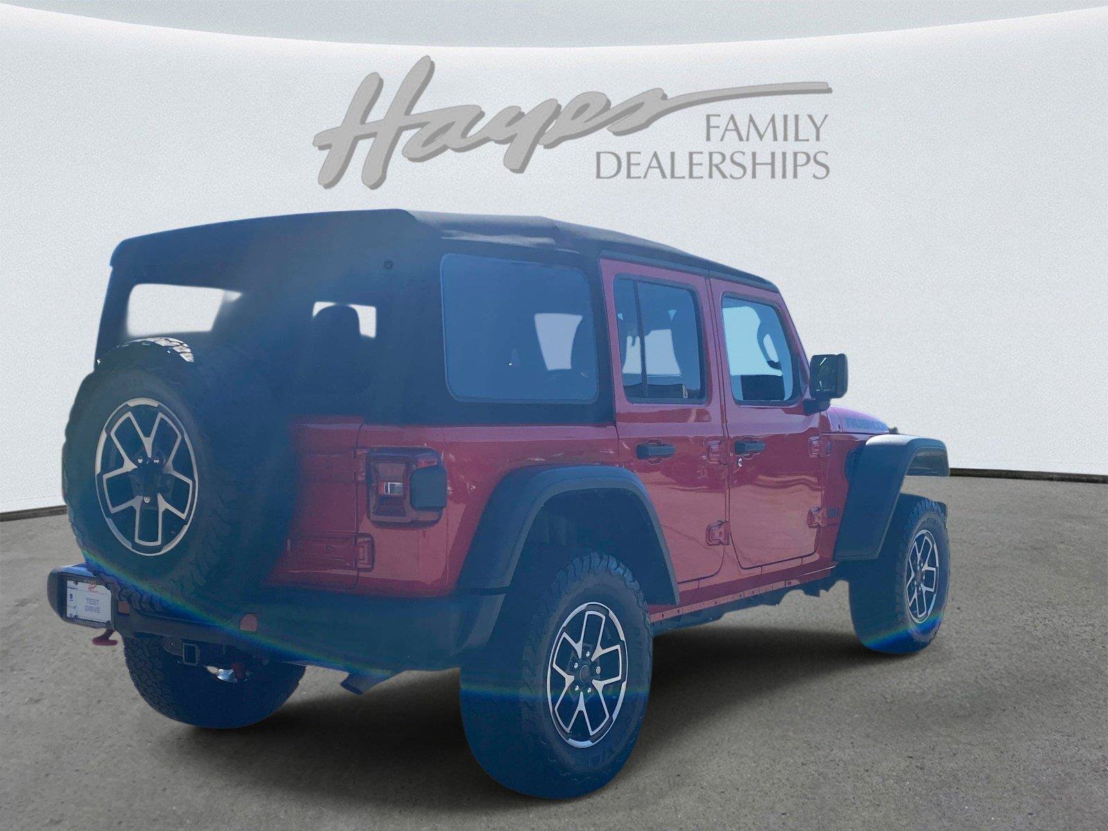 Used 2024 Jeep Wrangler Unlimited Rubicon w/ Capability Package AWD/4WD image 3