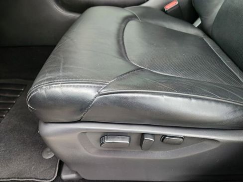 Certified 2024 Nissan Armada SL w/ Captain's Chairs Package image 21