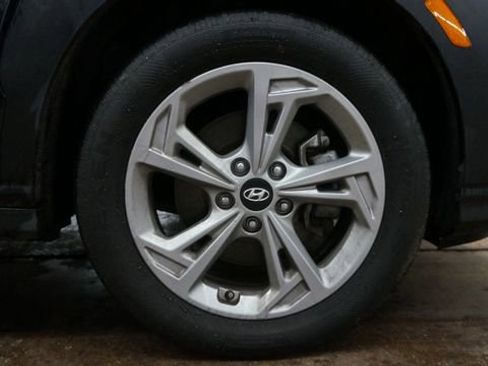 Used 2023 Hyundai Kona SEL image 89