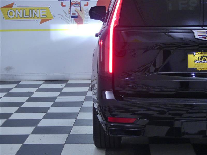 Used 2022 Cadillac Escalade ESV Premium Luxury Platinum w/ Heavy-Duty Trailer Package AWD/4WD image 46
