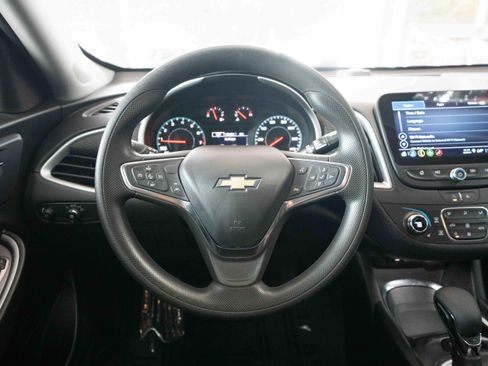 Used 2024 Chevrolet Malibu LT image 21