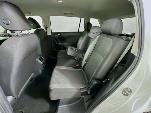 Used 2020 Volkswagen Tiguan S FWD image 23