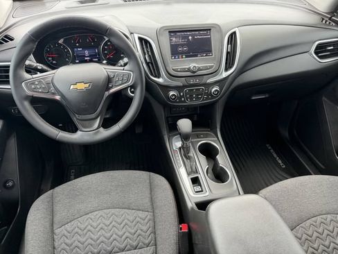 Used 2023 Chevrolet Equinox LT FWD image 17