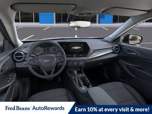 New 2026 Chevrolet Trax LS w/ Driver Confidence Package FWD image 19