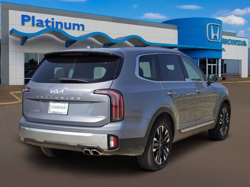 Used 2024 Kia Telluride SX Prestige AWD/4WD image 5