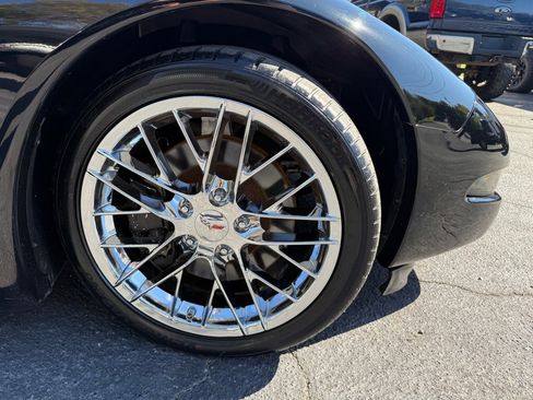 Used 1998 Chevrolet Corvette Coupe w/ Memory Pkg image 32