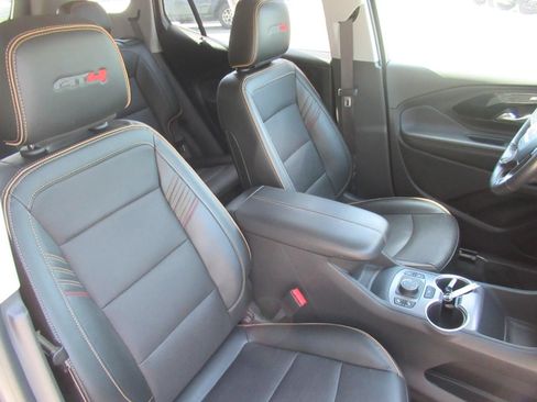 Used 2022 GMC Terrain AT4 w/ Infotainment Package II AWD/4WD image 9