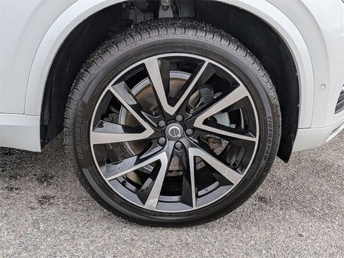 Used 2018 Volvo XC90 T6 Inscription w/ Convenience Package image 12