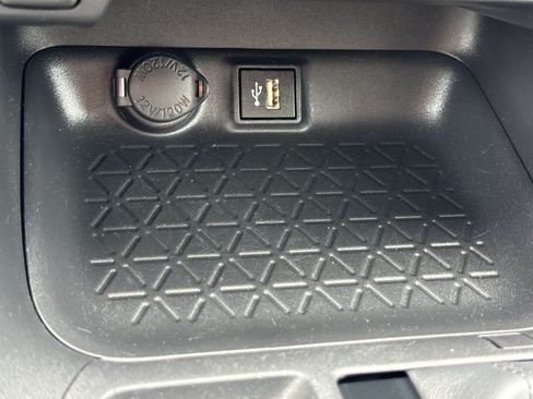 Used 2024 Toyota RAV4 XLE w/ Convenience Package FWD image 26