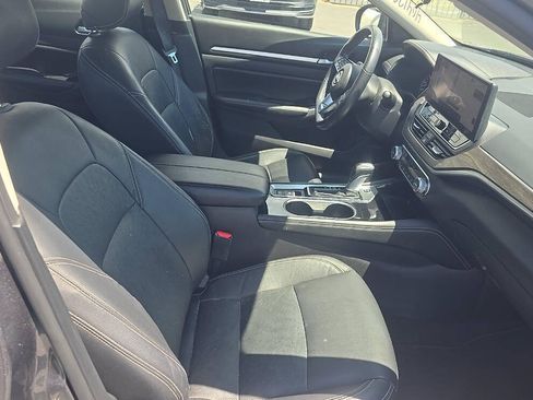 Used 2024 Nissan Altima 2.5 SL AWD/4WD image 10