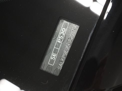 Used 2024 Land Rover Range Rover SE AWD/4WD image 33