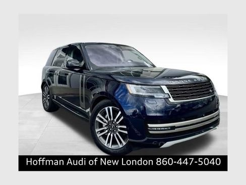 Used 2023 Land Rover Range Rover SE AWD/4WD image 1