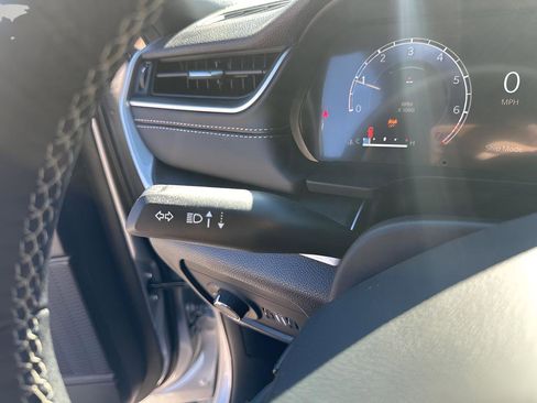 New 2025 Jeep Grand Cherokee Altitude image 31