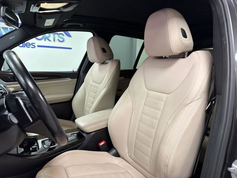 Used 2019 BMW X3 xDrive30i w/ Premium Package image 11