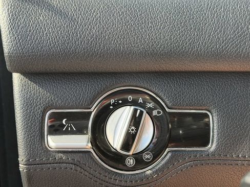Used 2013 Mercedes-Benz CL 550 4MATIC image 23