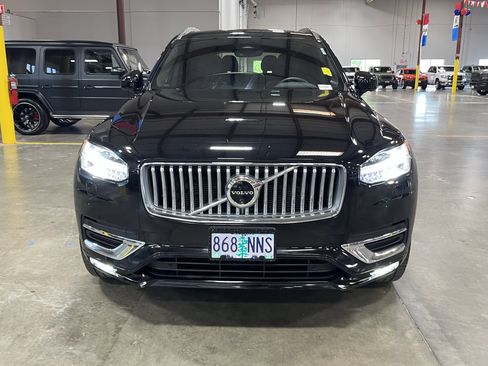 Used 2024 Volvo XC90 B6 Plus AWD/4WD image 8