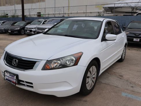 Used 2009 Honda Accord LX image 3