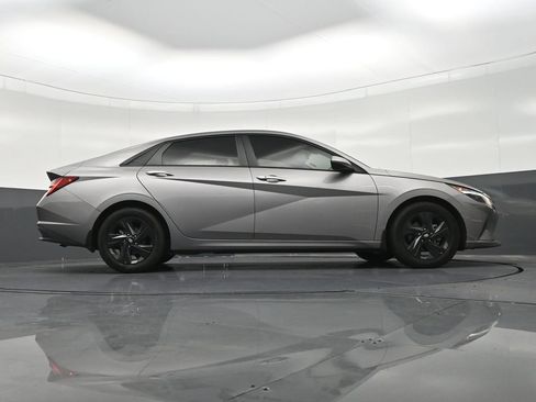 Used 2023 Hyundai Elantra Blue FWD image 28
