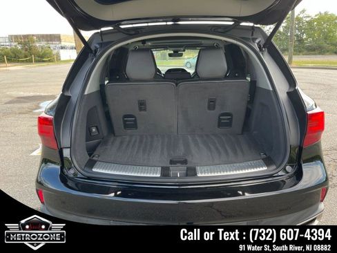 Used 2020 Acura MDX SH-AWD w/Technology Pkg image 17