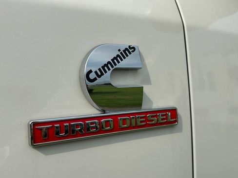 Used 2023 RAM 2500 Limited AWD/4WD image 38