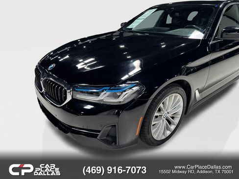 Used 2021 BMW 530i w/ Convenience Package RWD image 3