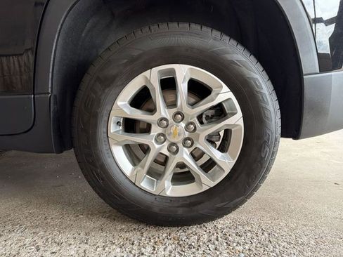Used 2020 Chevrolet Traverse LS AWD/4WD image 10