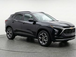 Used 2025 Chevrolet Trax LT video 1