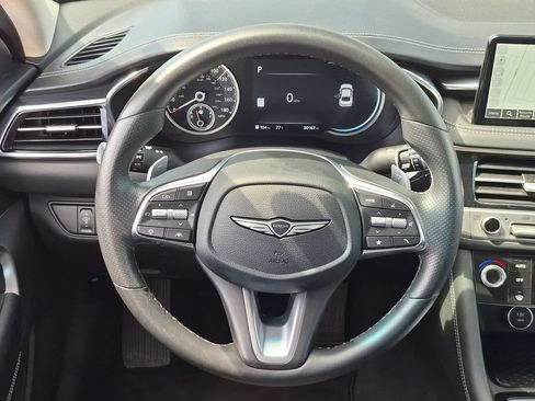 Used 2025 Genesis G70 2.5T RWD image 23