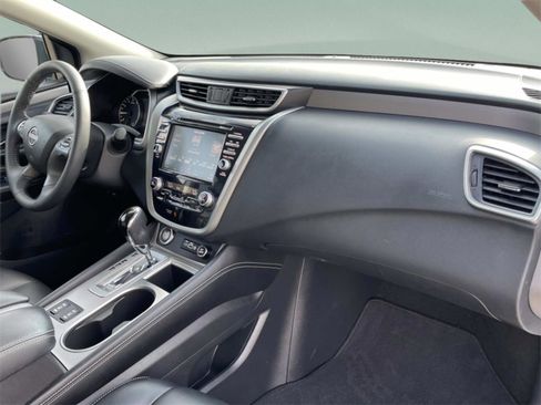 Used 2024 Nissan Murano SV image 13