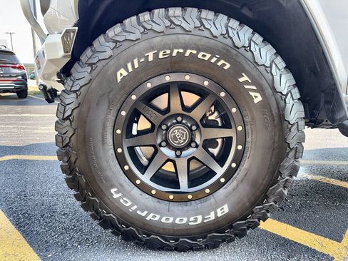 Used 2026 Ford Bronco Raptor AWD/4WD image 19