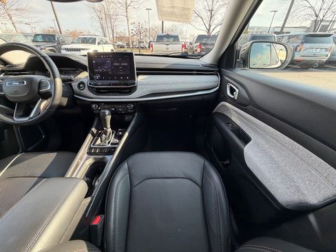 Certified 2022 Jeep Compass Latitude image 20