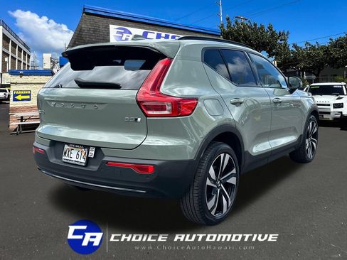 Used 2023 Volvo XC40 B5 Ultimate w/ Protection Package Premier AWD/4WD image 7