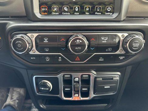 Certified 2021 Jeep Wrangler Unlimited Sport image 16