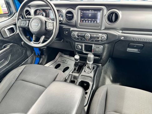 Used 2022 Jeep Wrangler Unlimited Sport AWD/4WD image 12