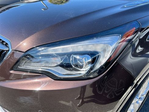 Used 2020 Buick Envision Premium w/ Driver Confidence Package image 17