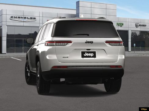 New 2025 Jeep Grand Cherokee L Altitude image 13