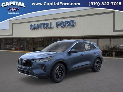 New 2026 Ford Escape SE image 1