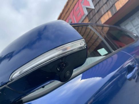 Used 2023 VinFast VF 8 Plus image 20