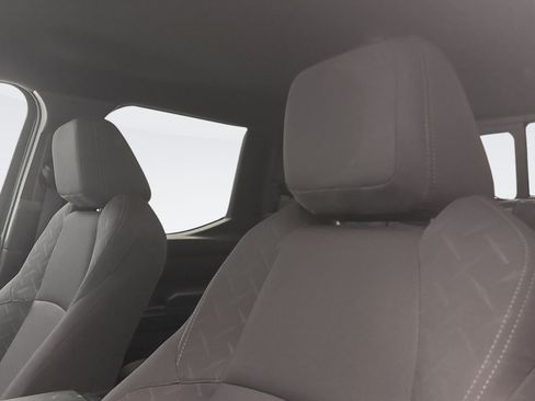 Used 2024 Toyota Tacoma SR5 AWD/4WD image 8