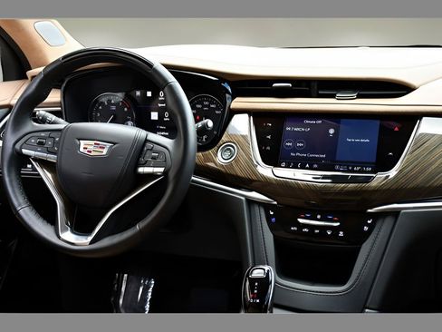 Certified 2023 Cadillac XT6 Premium Luxury w/ Platinum Package AWD/4WD image 19