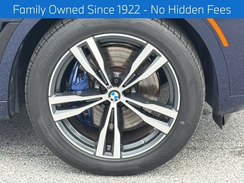 Used 2023 BMW X7 xDrive40i w/ Executive Package AWD/4WD image 12