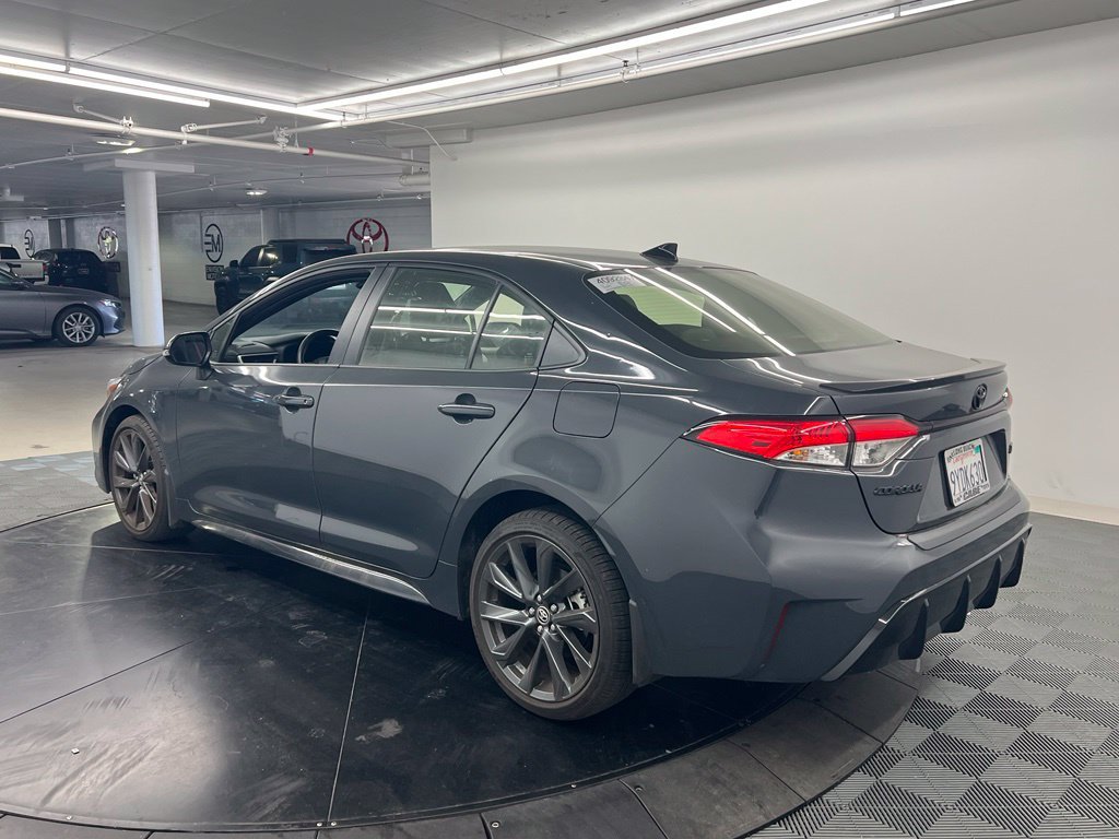 Used 2026 Toyota Corolla SE FWD image 5