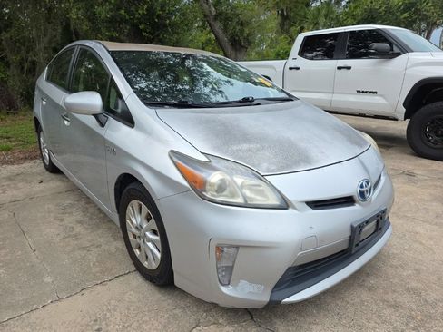 Used 2012 Toyota Prius Prime Plug-In Hybrid FWD image 6