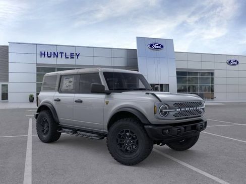Certified 2026 Ford Bronco Badlands AWD/4WD image 7