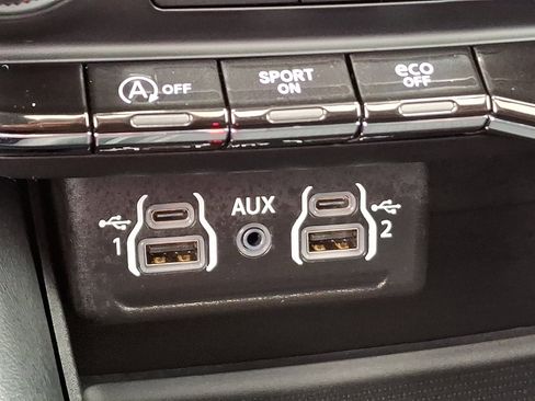 Used 2024 Dodge Durango GT image 27